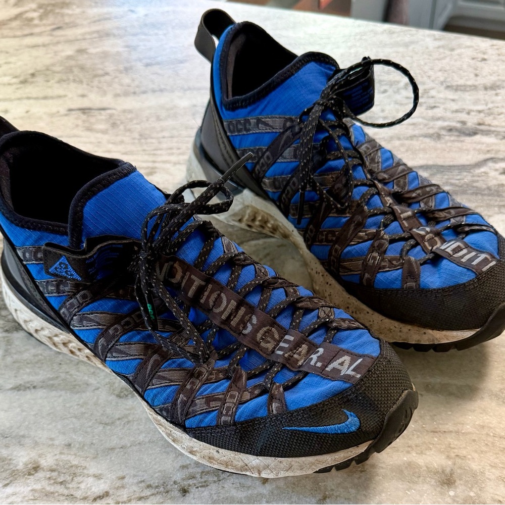 Nike ACG React Terra Gobe Black and Blue Mesh Shoe. Mens Sz:9